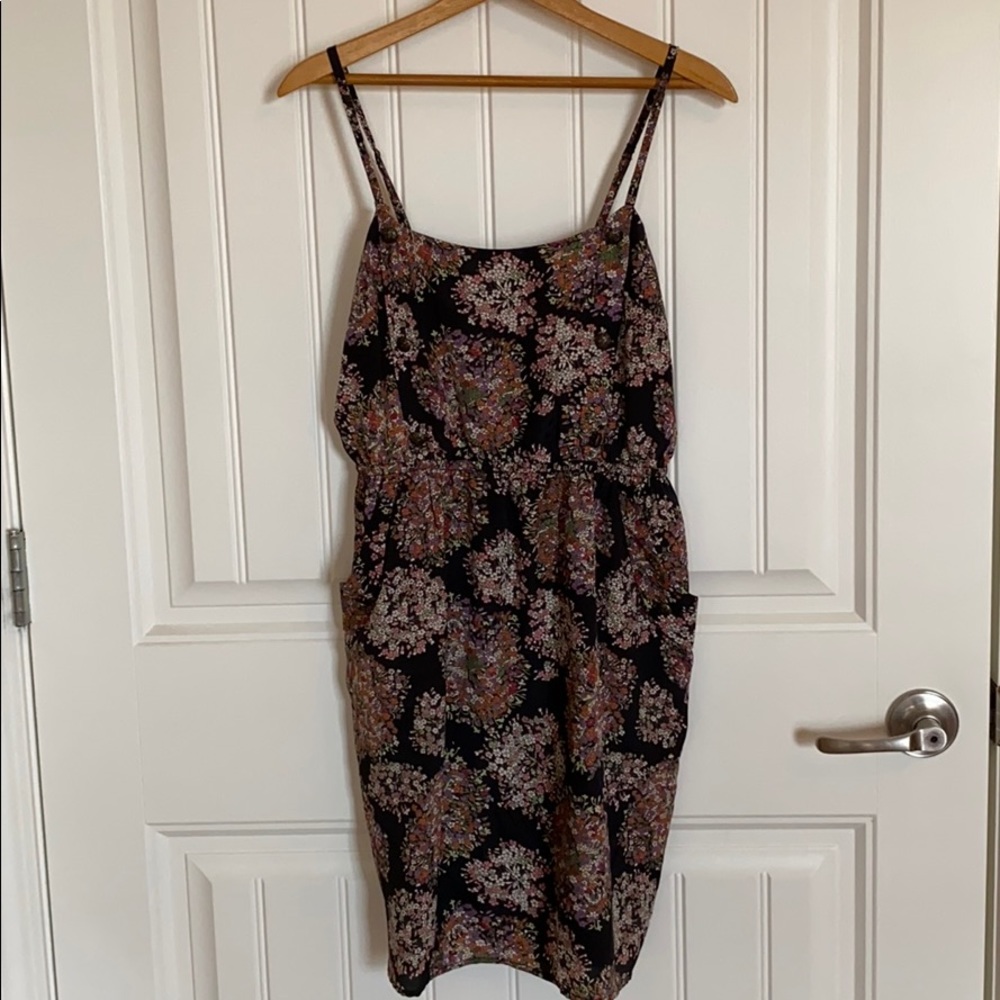 🟣3 for $25🟣 floral print dress with pockets